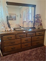 10 drawer dresser with mirror