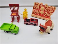 LOT OF 6 TOYS