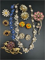 Vintage flowers jewelry lot