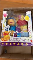 Winnie the Pooh: Dressing Fun: Surprise Party