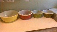 (4) Vintage Pyrex Mixing Bowls