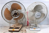 2 Oscilating Fans