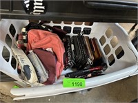 LOT OF BAGS / WALLETS