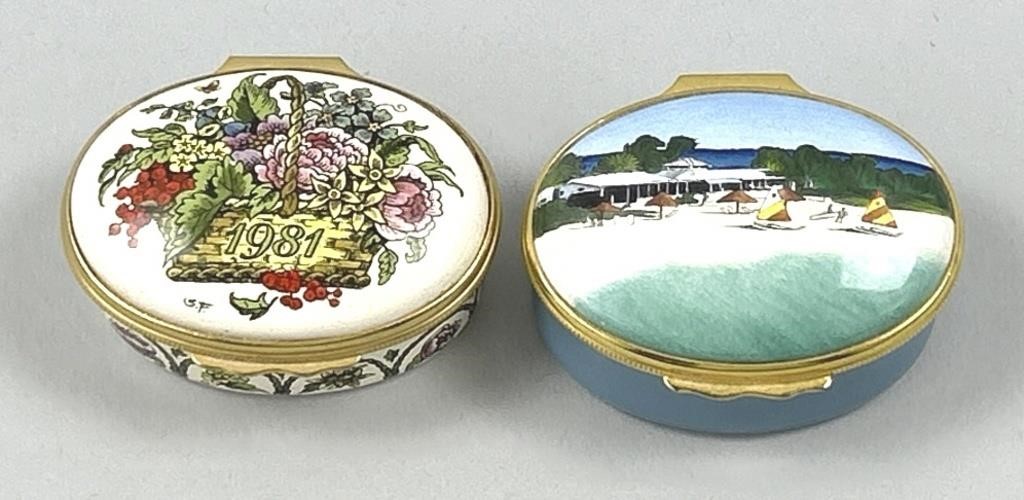 Pair of Halycon Days Enamel Pill Boxes.