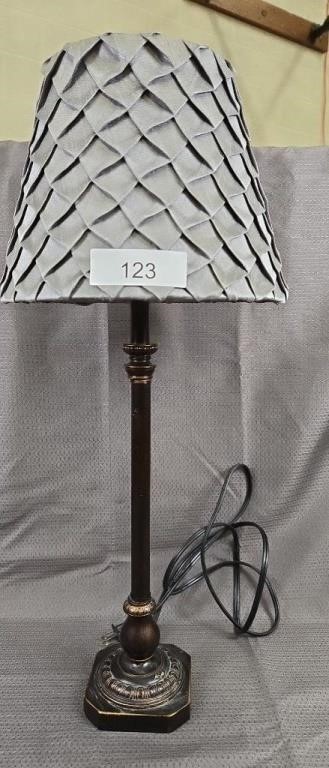 2' H lamp