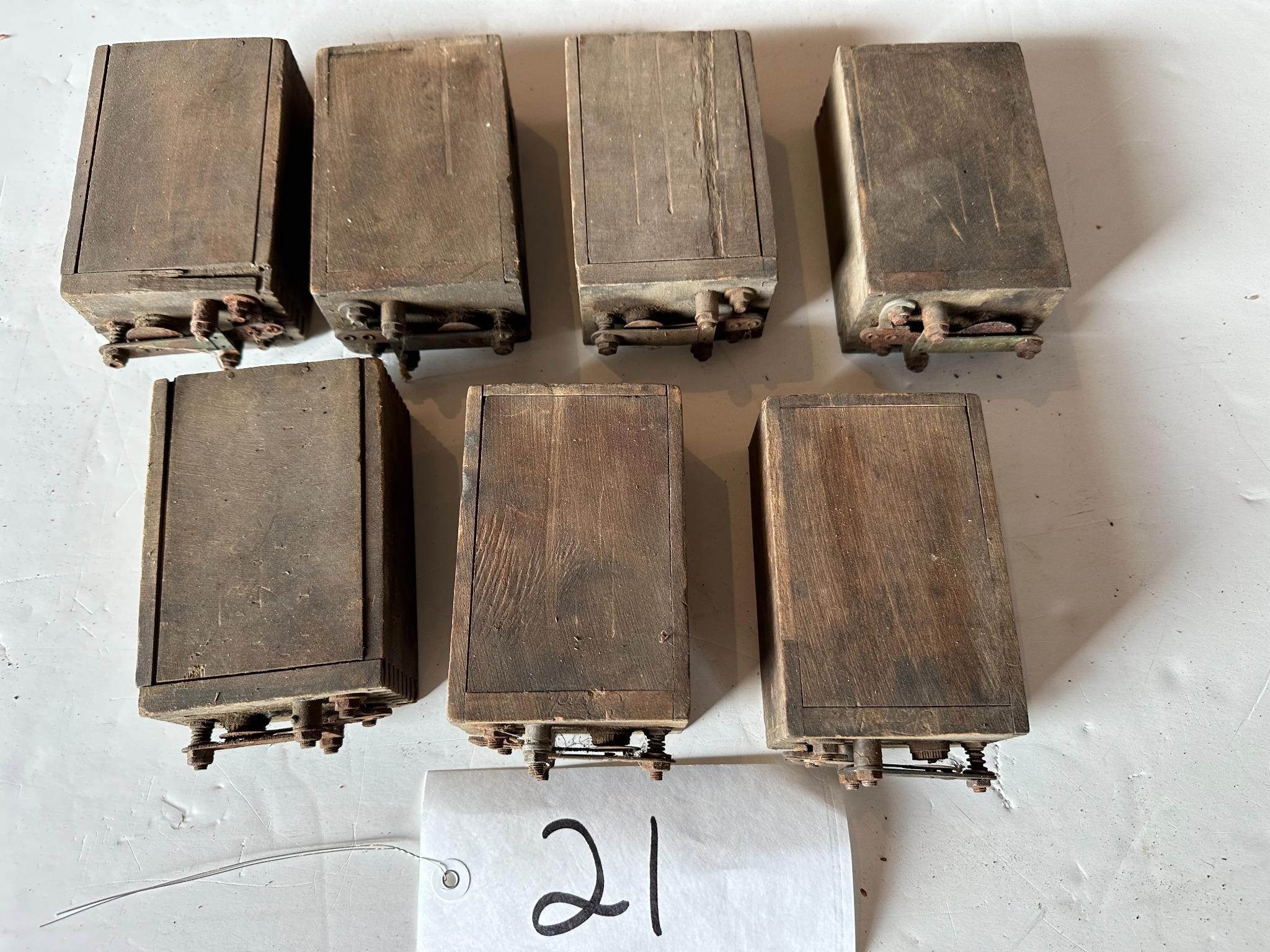 (7) Model T ignition coil boxes - Ford