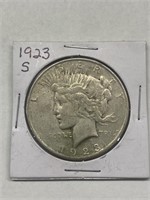 1923-Silver peace dollar