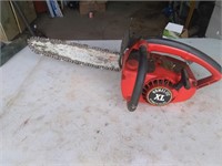 Homelite XL Chainsaw + has compression