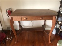 Antique Oak Desk w/ Drawer