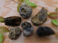 MIXED LOT ROCK STONE LAPIDARY SPECIMEN