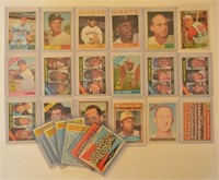 (24) 1960'sTopps Baseball Star Cards
