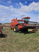 OFFSITE ST.BRIEUX: Massey Ferguson 750 Combine