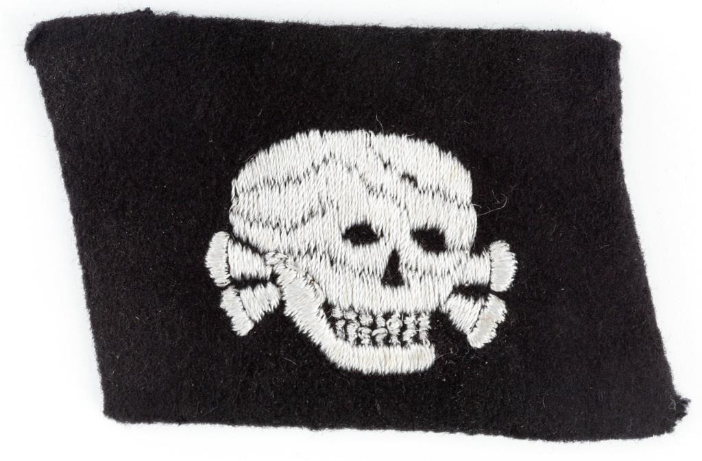 SS Totenkopf Collar Tab
