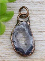 GEODE SLICE PENDANT ROCK STONE LAPIDARY SPECIMEN