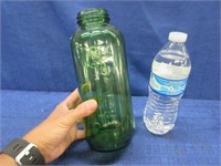 old green water bottle (no lid)