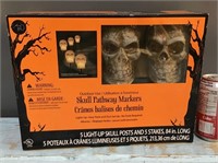 Skull Pathway Markers outdoor