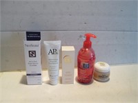 LOT ASSORTED COSMETICS