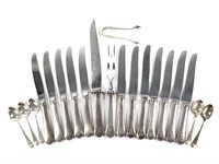 85g Sterling Wallace RW&S, 5 Spoons, Tongs, Knives