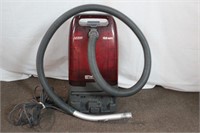 Kenmore Cannister Vacuum with hose and wand