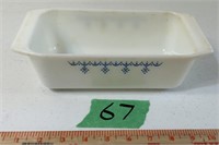 Vintage Pyrex 813 Blue White Milk Glass Garland