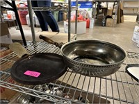 CAST IRON FLAT SKILLET / CHAFFING PAN