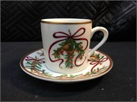 Queensberry Christmas Teacup