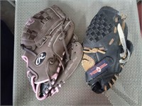 2 Childrens Baseball Mitts