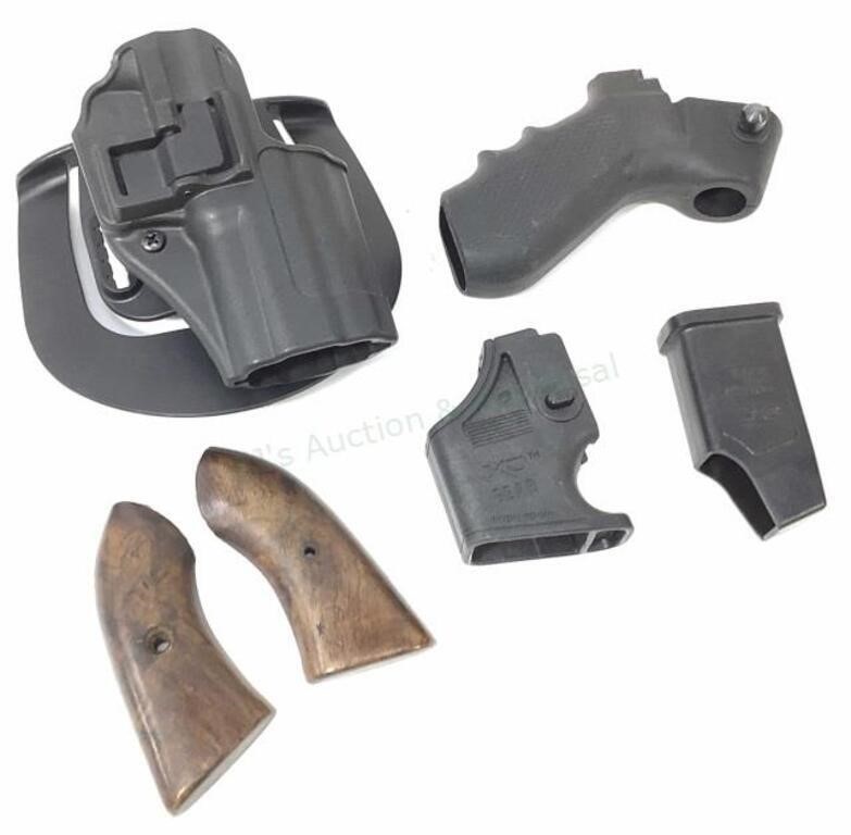 Blackhawk Plastic Gun Holster, Wood Grips