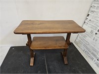 Vintage Side Table w Shelf 27 x 22" high