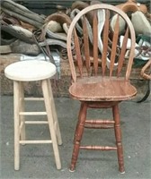 29" Round Stool & 25" Wood Stool With Back