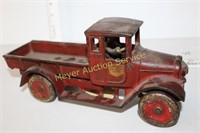 10" Arcade International Harvester Truck w/driver