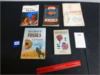 Lot of 5 Fossil Reference Books