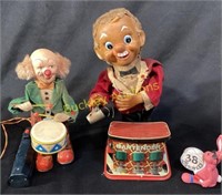 2 Battery Operated Toys Clown , Bartender