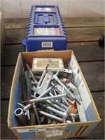 BOX OF PARTS, VALVE COVER BOLTS, NUTS AND BOLTS