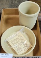 2 PAMPERED CHEF STONEWARE CROCK DISHES