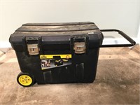 Tool Box w/Wheels