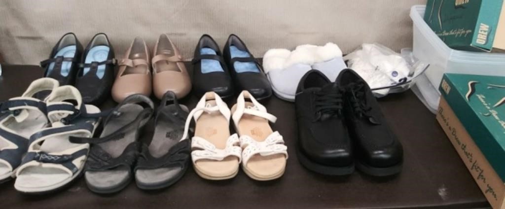 Box Women's Shoes, Sandals, Slippers - 9 1/2 & 10