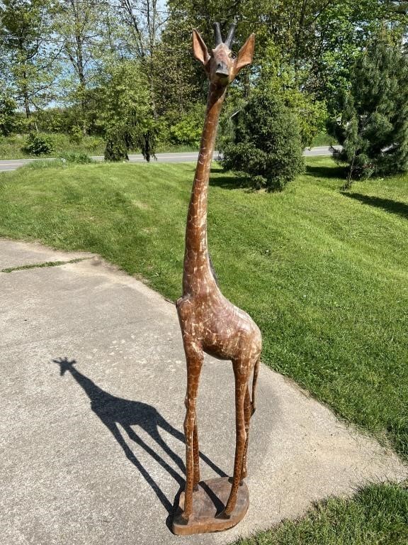 BETTER PICTURES COMING SOON  GIRAFFE STATUE