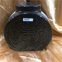 Large, ceramic, Oreo cookie jar