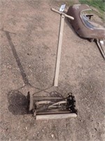 Antique Reel Lawn Mower w/ Self Adjusting