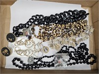 Costume Jewelry Lot Necklaces & Earrings +