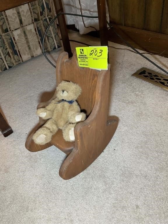 CHILDS DOLL ROCKING CHAIR
