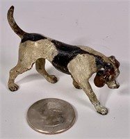 Iron hunting dog, hand painted, 2.5" long, 1.75"