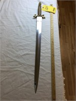 Battle Sword w/ leather sheath