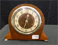 Clock; Made in England; no clock key