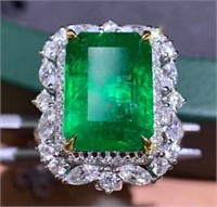 6.5ct natural emerald ring in 18K gold