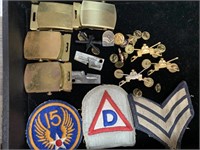 LOT OF MISC MILITARY PINS & PATCHES