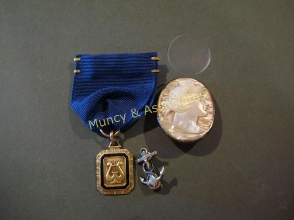 Sterling Music Medal, Anchor and Mother of Pearl