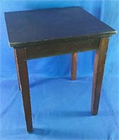 End table 18x18x20H
