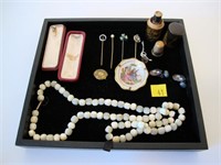 Lot, jewelry including beads from Palestine;